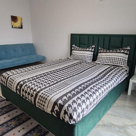 Marble Studio Bucureşti Eksteriør bilde